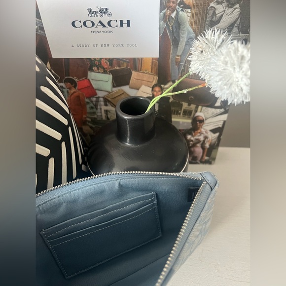 Dempsey Large Corner Zip Wristlet - Picture 7 of 9